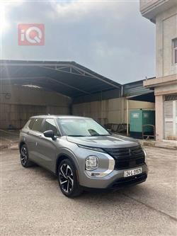 ميتسوبيشي اوتلاندر